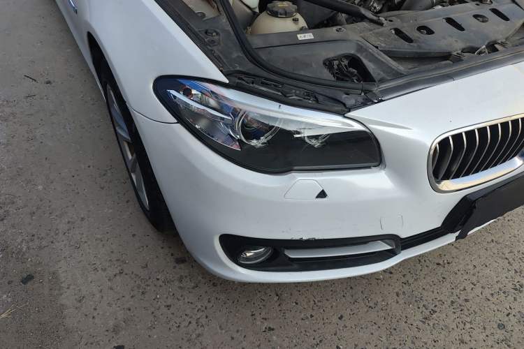 Used BMW 5 Series 2017 520Li Elegant Edition Right Front Headlight