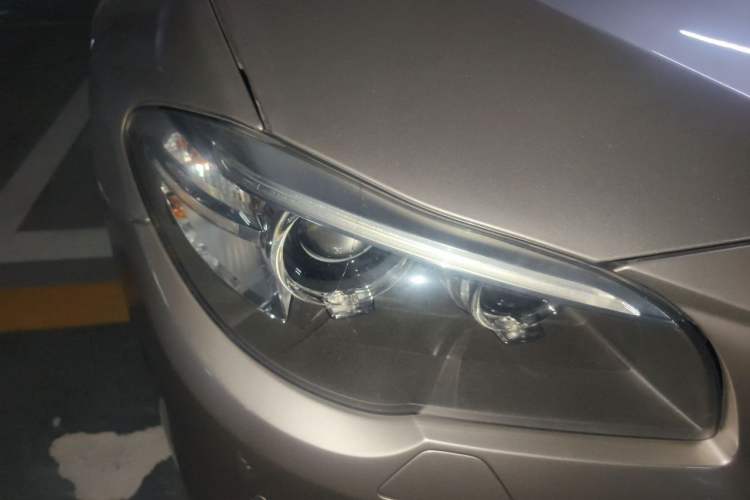 Used BMW 5 Series 2017 525Li Luxury Design Package Right Front Headlight