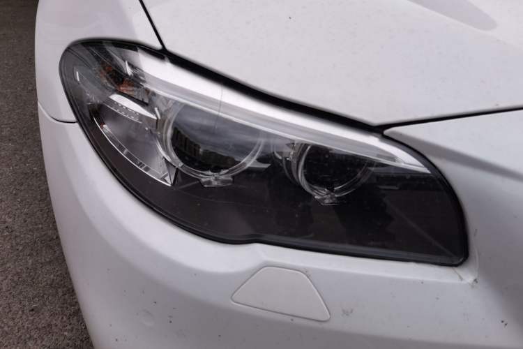 Used BMW 5 Series 2017 525Li Luxury Design Package Right Front Headlight