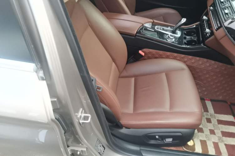 Used BMW 5 Series 2017 520Li Elegant Edition Right Front Seat