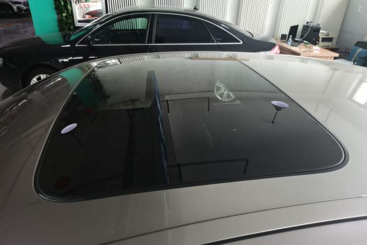 Used BMW 5 Series 2017 525Li Luxury Design Package Roof
