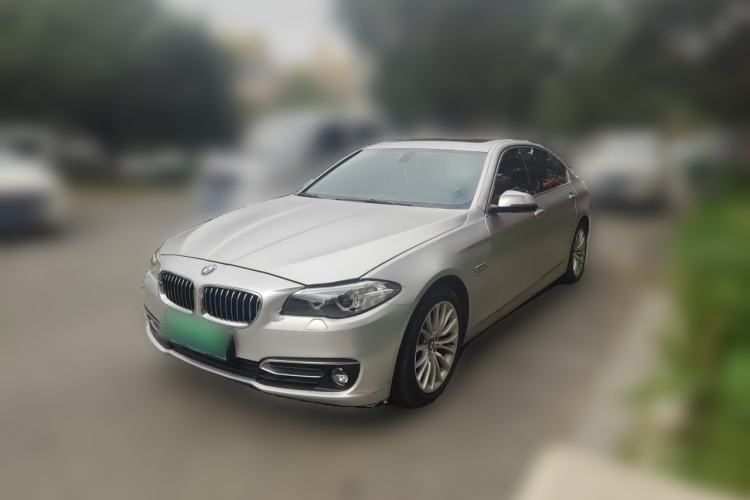 Używany BMW 5 Series 2017 525Li Luxury Design Package Guazi used car, China used car export, Used car for sale, Used cars, Cheapest cars for sale