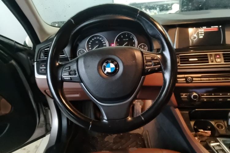 Used BMW 5 Series 2017 520Li Elegant Edition Steering Wheel