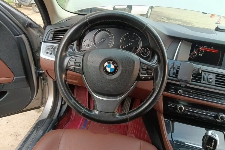 Used BMW 5 Series 2017 520Li Elegant Edition Steering Wheel