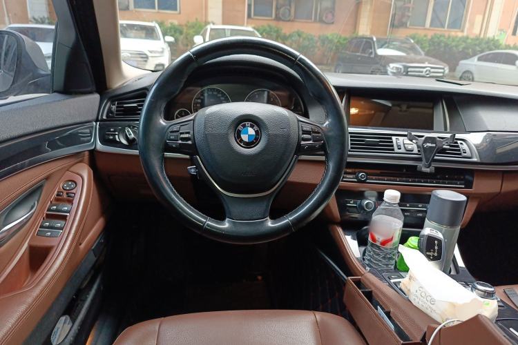 Used BMW 5 Series 2017 520Li Elegant Edition Steering Wheel