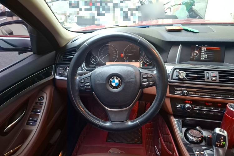 Used BMW 5 Series 2017 520Li Elegant Edition Steering Wheel