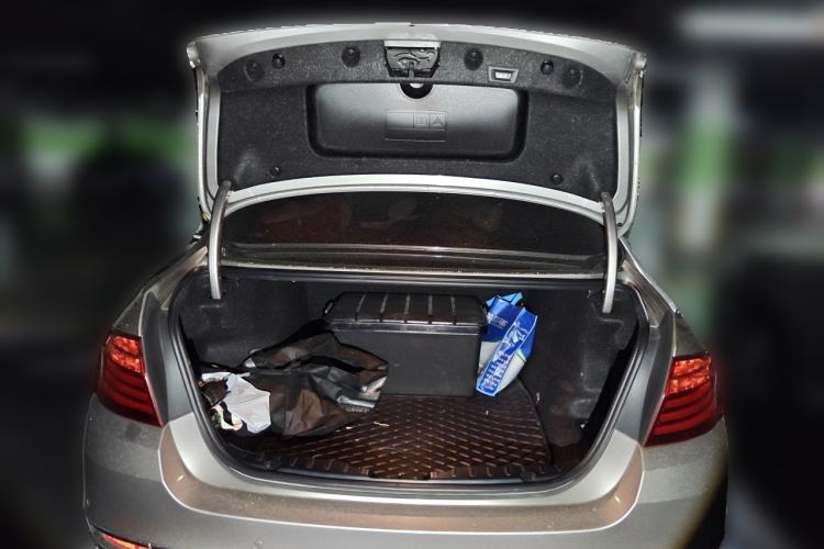 Used BMW 5 Series 2017 525Li Luxury Design Package Trunk