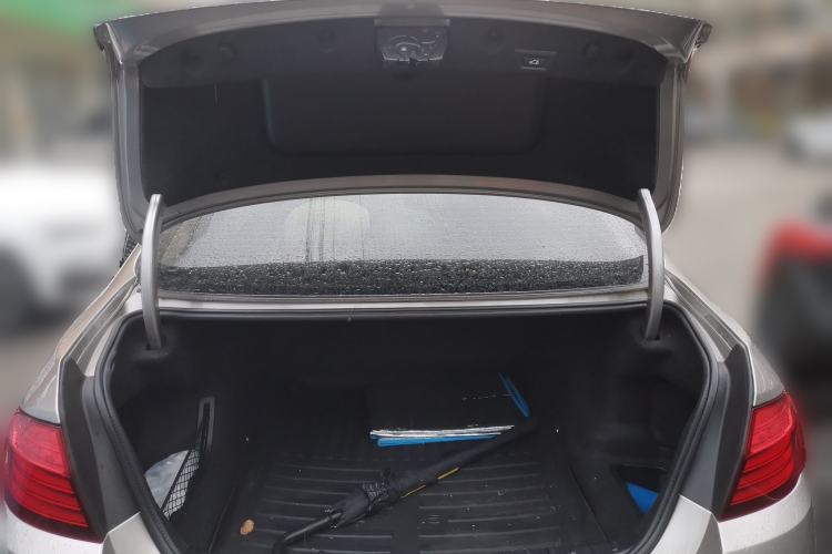 Used BMW 5 Series 2017 525Li Luxury Design Package Trunk