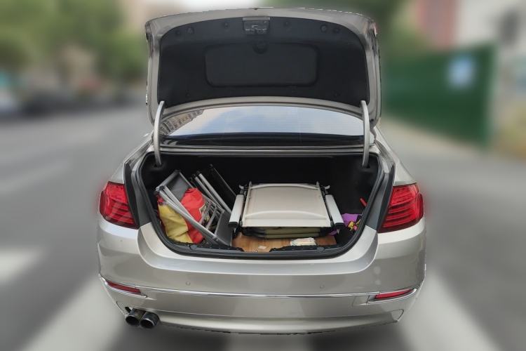 Used BMW 5 Series 2017 525Li Luxury Design Package Trunk