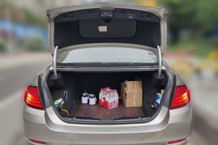 Used BMW 5 Series 2017 520Li Elegant Edition Trunk