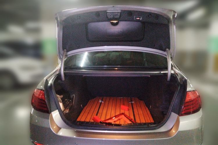 Used BMW 5 Series 2017 525Li Luxury Design Package Trunk