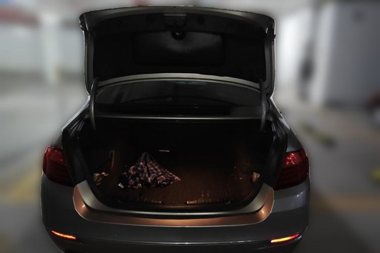 Used BMW 5 Series 2017 525Li Luxury Design Package Trunk