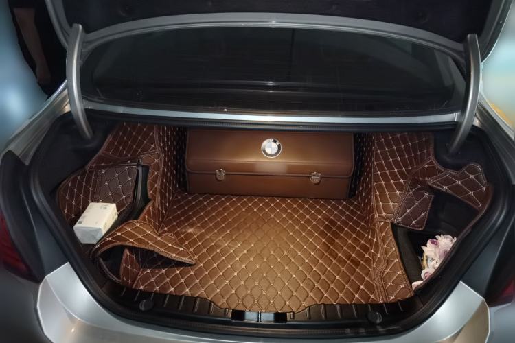 Used BMW 5 Series 2017 525Li Leading Model Trunk