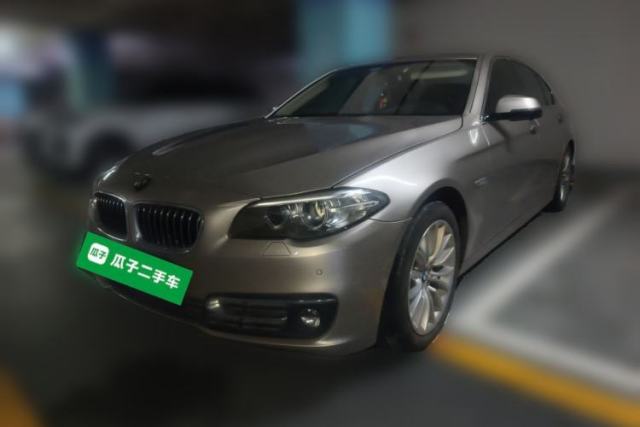 BMW 5 Series 2017 525Li Luxury Design Package مستعملة