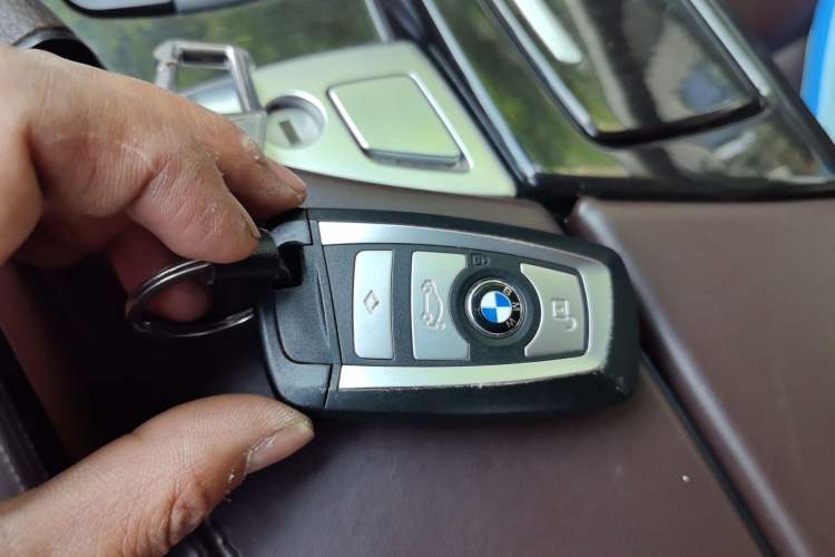 Used BMW 5 Series 2017 525Li Luxury Design Package Vehicle Key