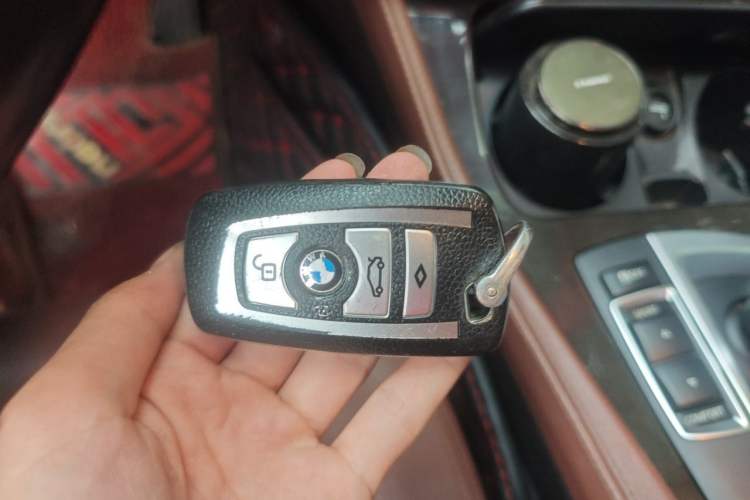 Used BMW 5 Series 2017 525Li Leading Model Vehicle Key