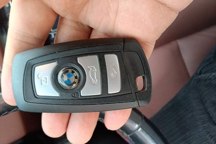 Used BMW 5 Series 2017 520Li Elegant Edition Vehicle Key