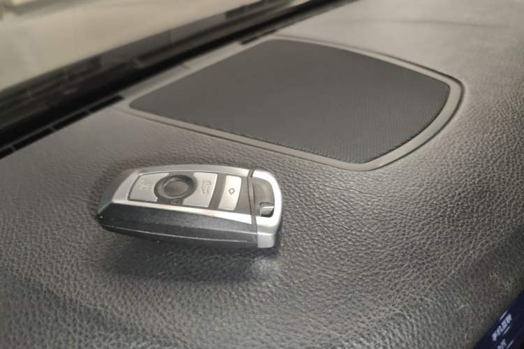 Used BMW 5 Series 2017 520Li Elegant Edition Vehicle Key