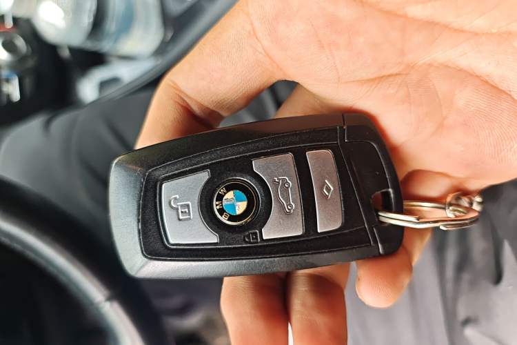 Used BMW 5 Series 2017 520Li Elegant Edition Vehicle Key