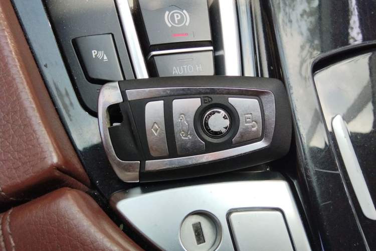 Used BMW 5 Series 2017 520Li Elegant Edition Vehicle Key
