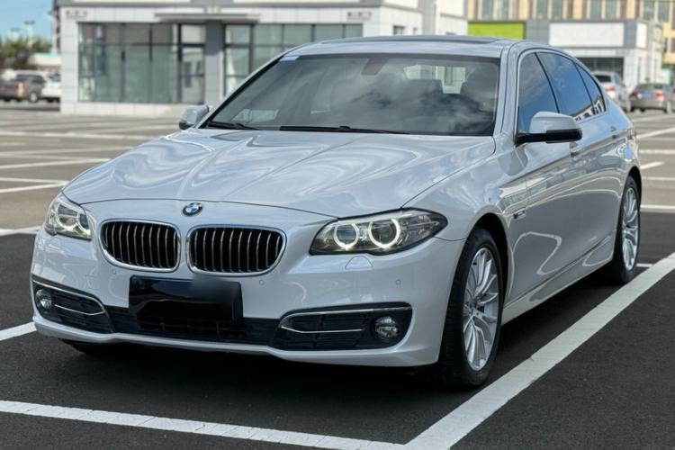 Used BMW 5 Series 2017 525Li Luxury Design Package Guazi used car, China used car export, Used car for sale, Used BMW cars, Cheapest cars for sale