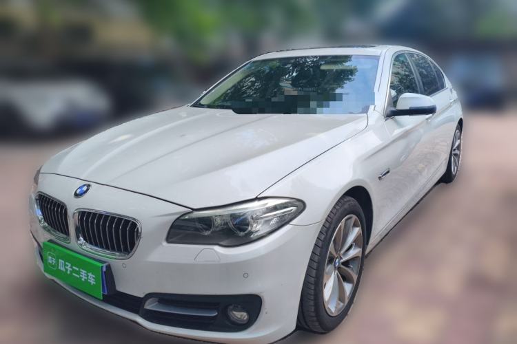 Used BMW 5 Series 2017 525Li Leading Model Guazi used car, China used car export, Used car for sale, Used cars, Cheapest cars for sale