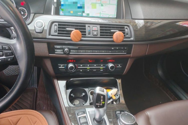 Used BMW 5 Series 2017 525Li Luxury Design Package Audio And AC Panel