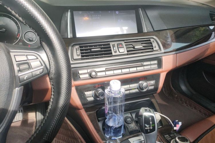 Used BMW 5 Series 2017 525Li Leading Model Audio And AC Panel
