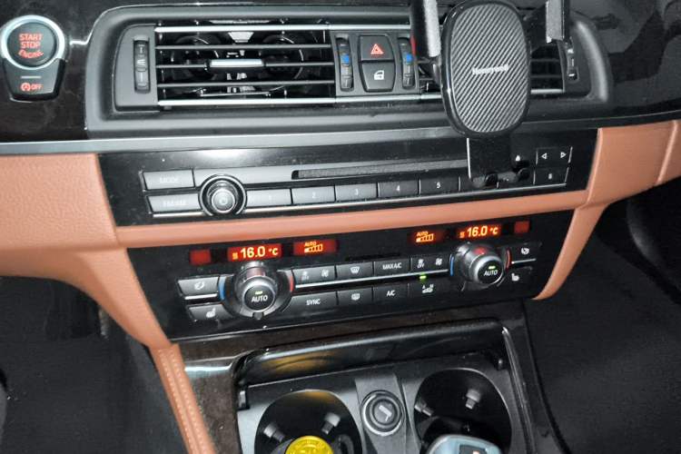 Used BMW 5 Series 2017 528Li Leading Model Audio And AC Panel