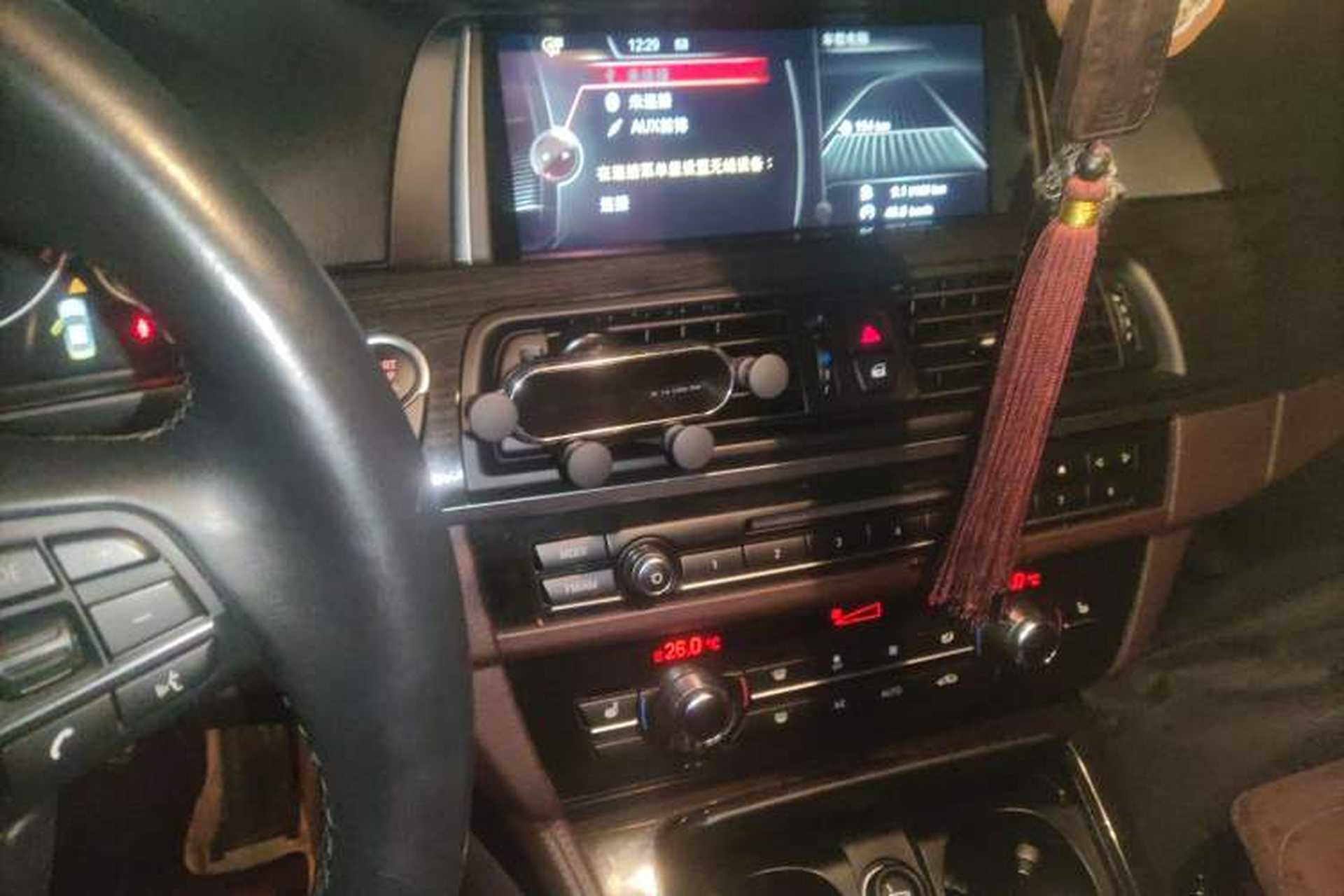 Used BMW 5 Series 2017 525Li Luxury Design Package Audio And AC Panel