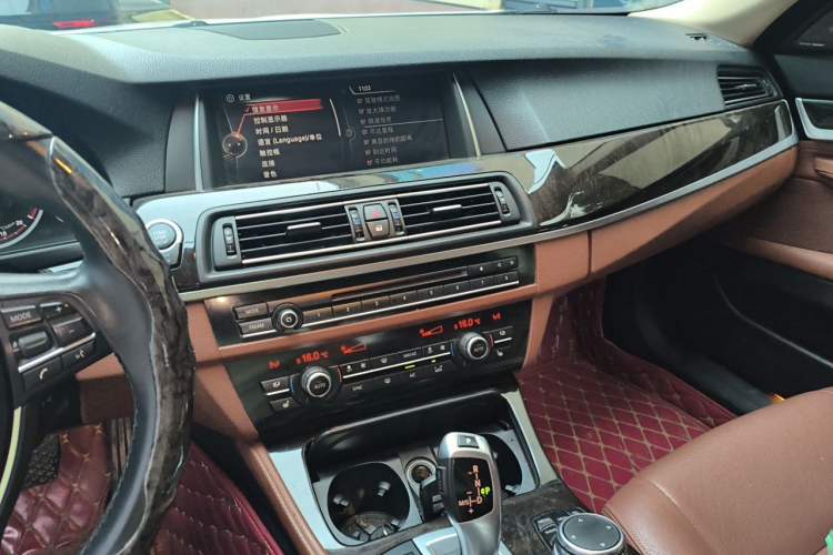 Used BMW 5 Series 2017 528Li Leading Model Audio And AC Panel