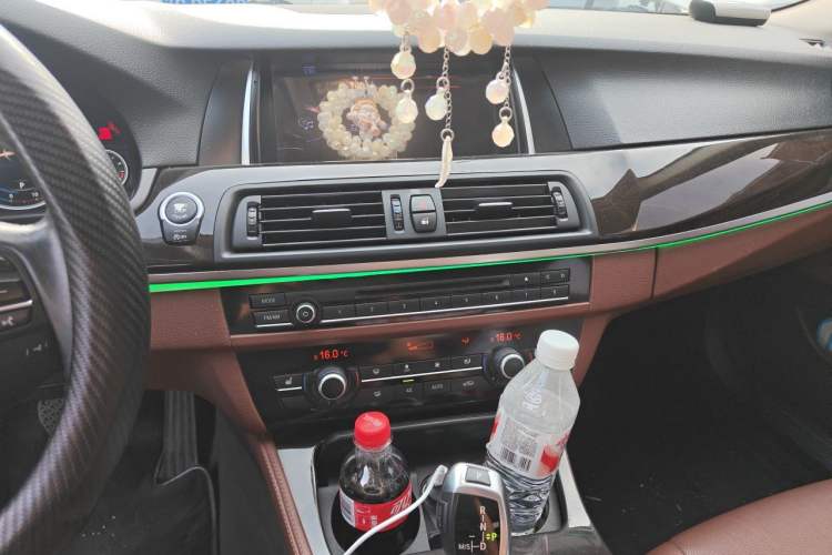 Used BMW 5 Series 2017 525Li Leading Model Audio And AC Panel
