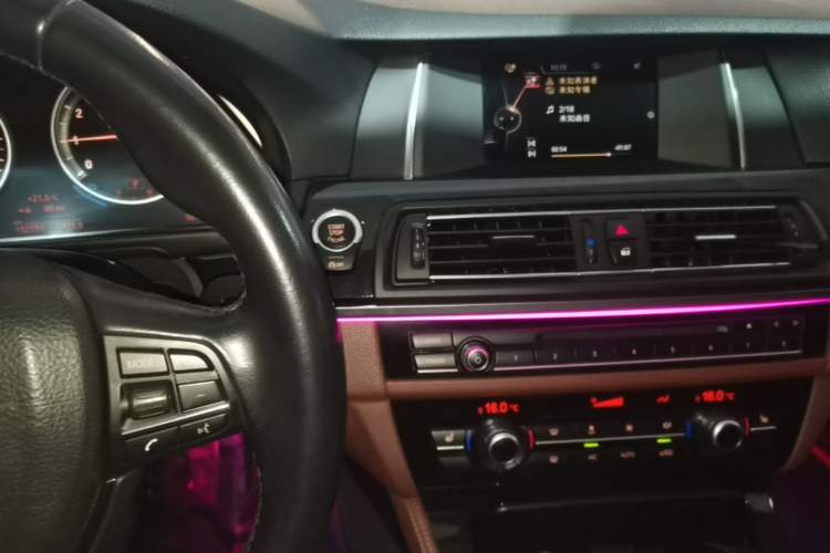 Used BMW 5 Series 2017 520Li Elegant Edition Audio And AC Panel