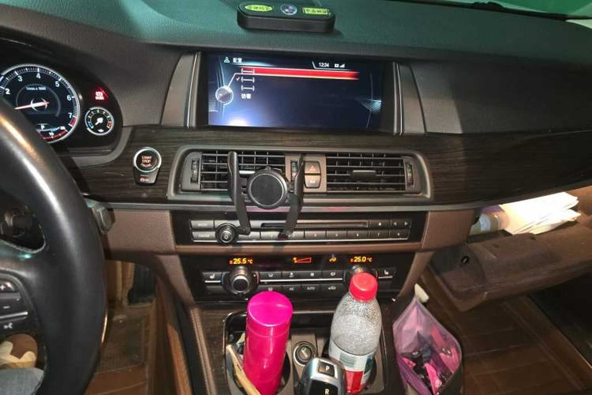 Used BMW 5 Series 2017 525Li Luxury Design Package Audio And AC Panel