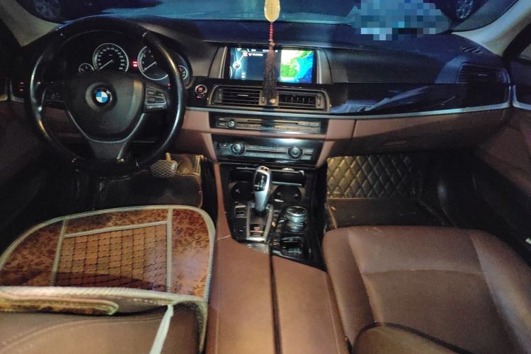Used BMW 5 Series 2017 520Li Elegant Edition Center Console