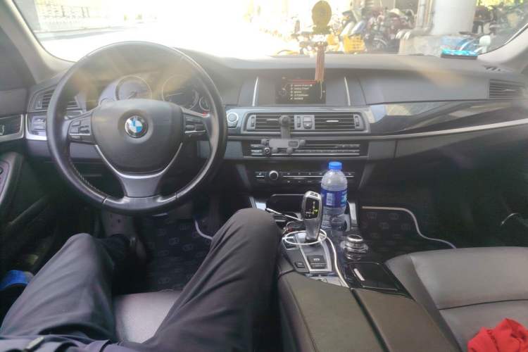Used BMW 5 Series 2017 520Li Elegant Edition Center Console