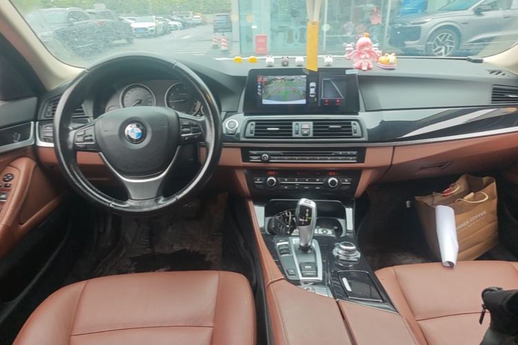 Used BMW 5 Series 2017 520Li Elegant Edition Center Console