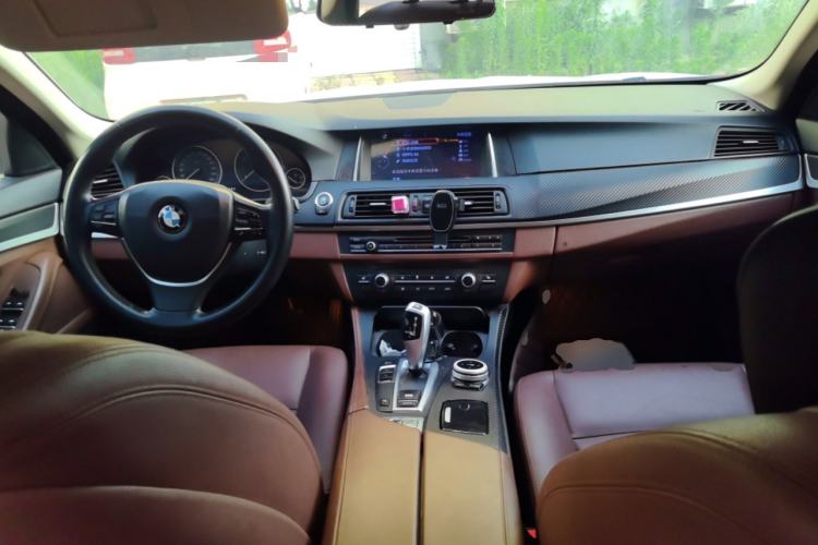 Used BMW 5 Series 2017 520Li Elegant Edition Center Console