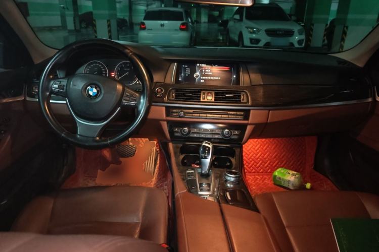 Used BMW 5 Series 2017 520Li Elegant Edition Center Console