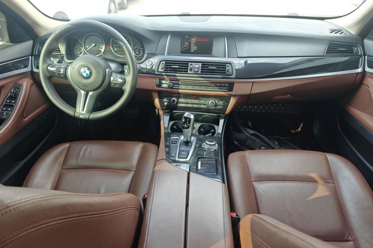 Used BMW 5 Series 2017 520Li Elegant Edition Center Console