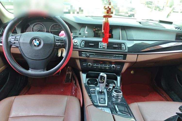 Used BMW 5 Series 2017 520Li Elegant Edition Center Console
