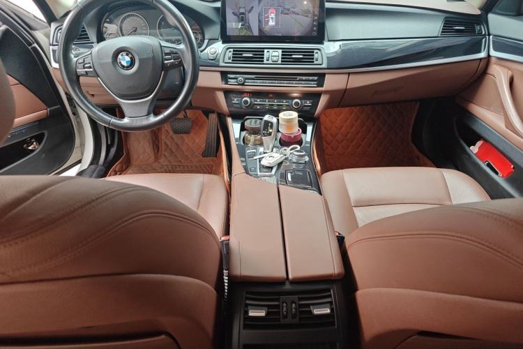 Used BMW 5 Series 2017 520Li Elegant Edition Center Console