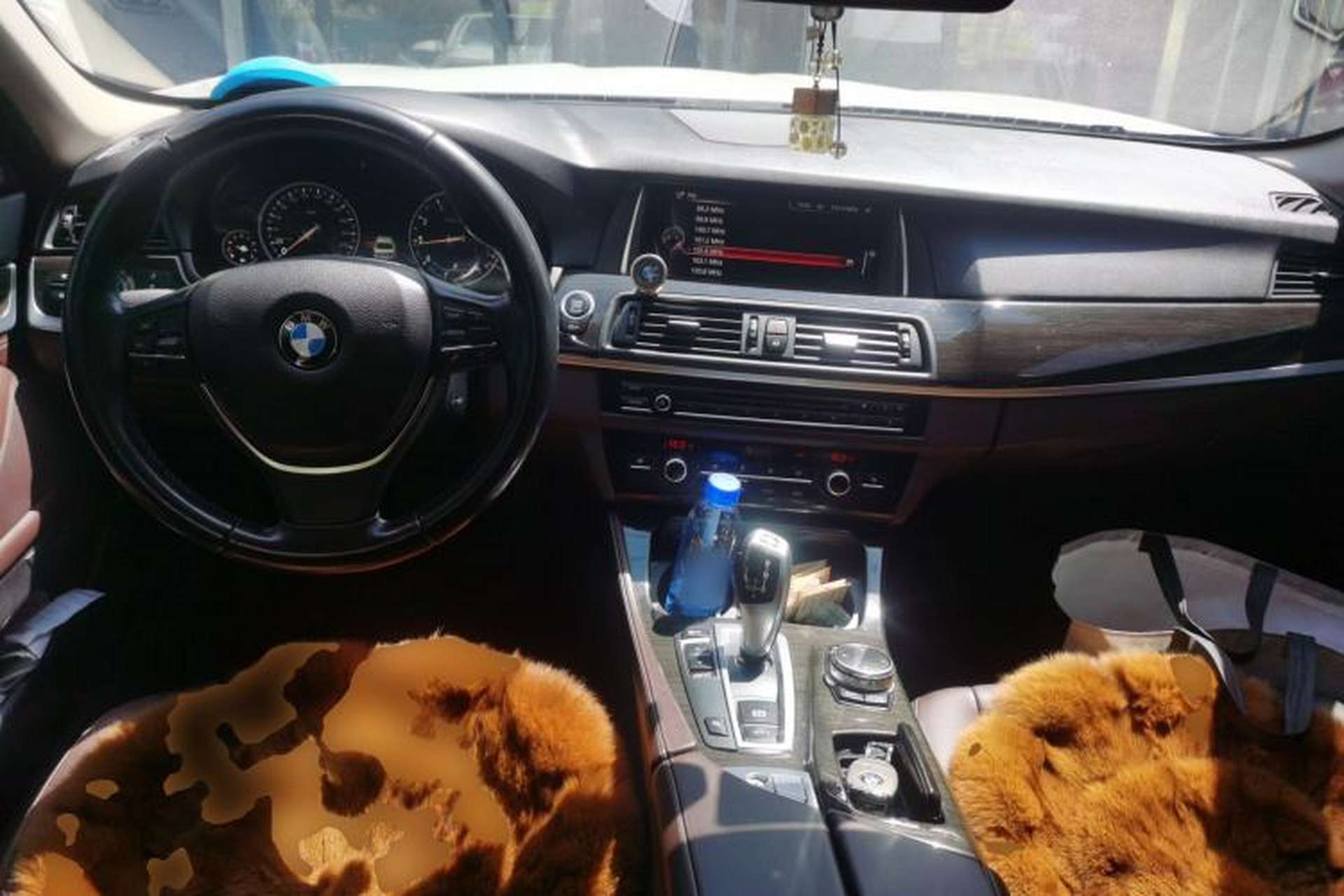 Used BMW 5 Series 2017 525Li Luxury Design Package Center Console