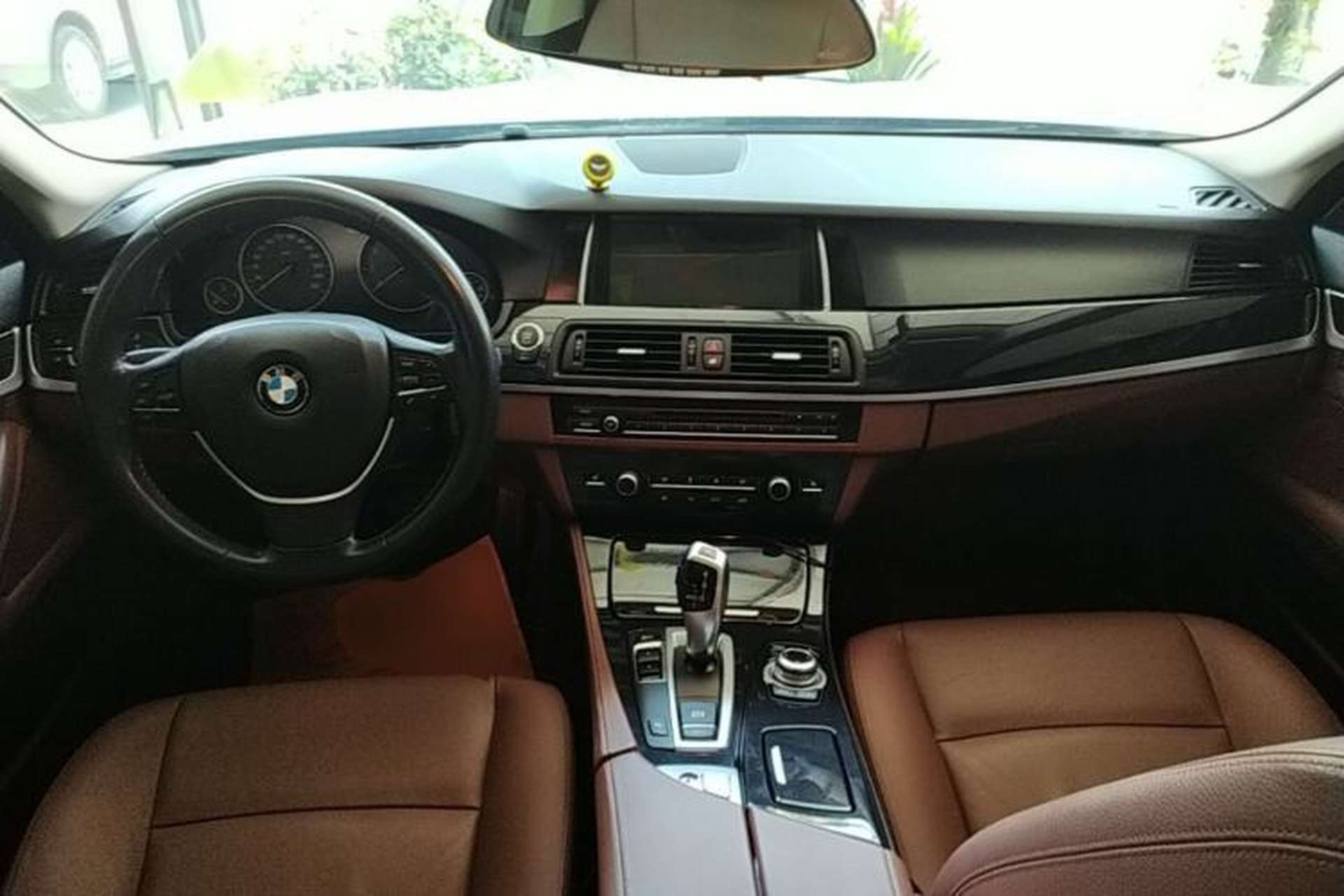 Used BMW 5 Series 2017 520Li Elegant Edition Center Console