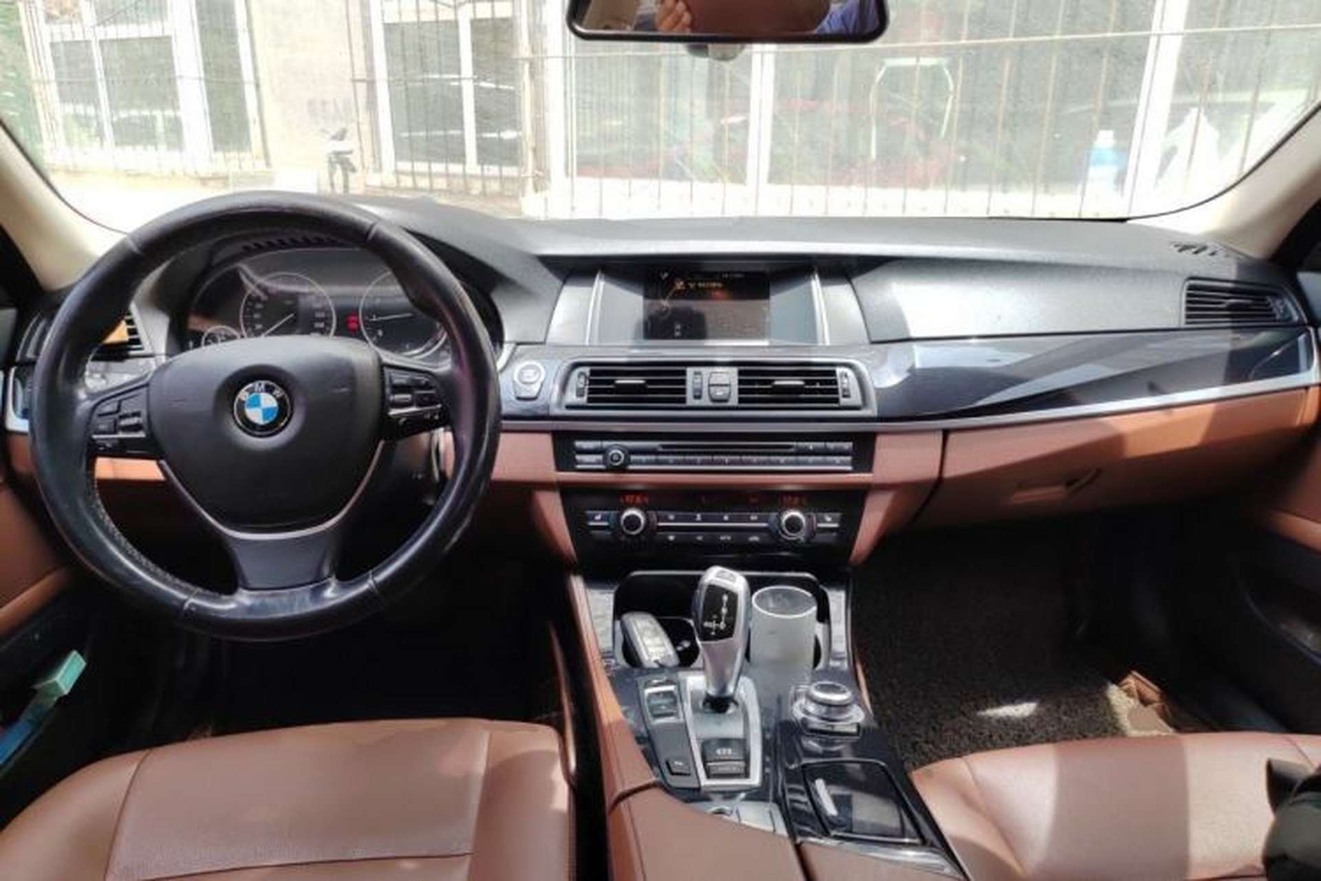 Used BMW 5 Series 2017 520Li Elegant Edition Center Console