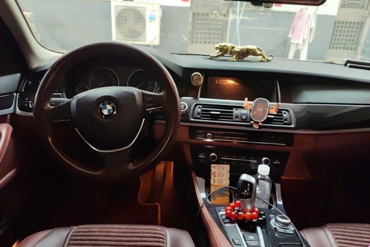 Used BMW 5 Series 2017 520Li Elegant Edition Center Console