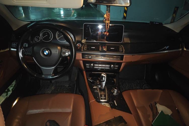 Used BMW 5 Series 2017 520Li Elegant Edition Center Console
