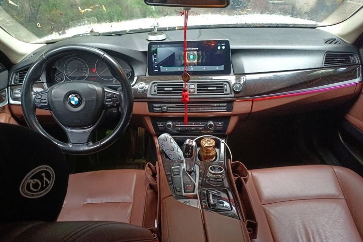 Used BMW 5 Series 2017 525Li Leading Model Center Console