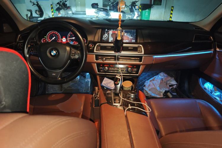 Used BMW 5 Series 2017 528Li Leading Model Center Console