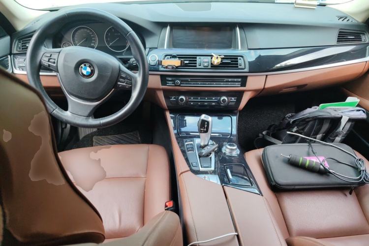 Used BMW 5 Series 2017 520Li Elegant Edition Center Console